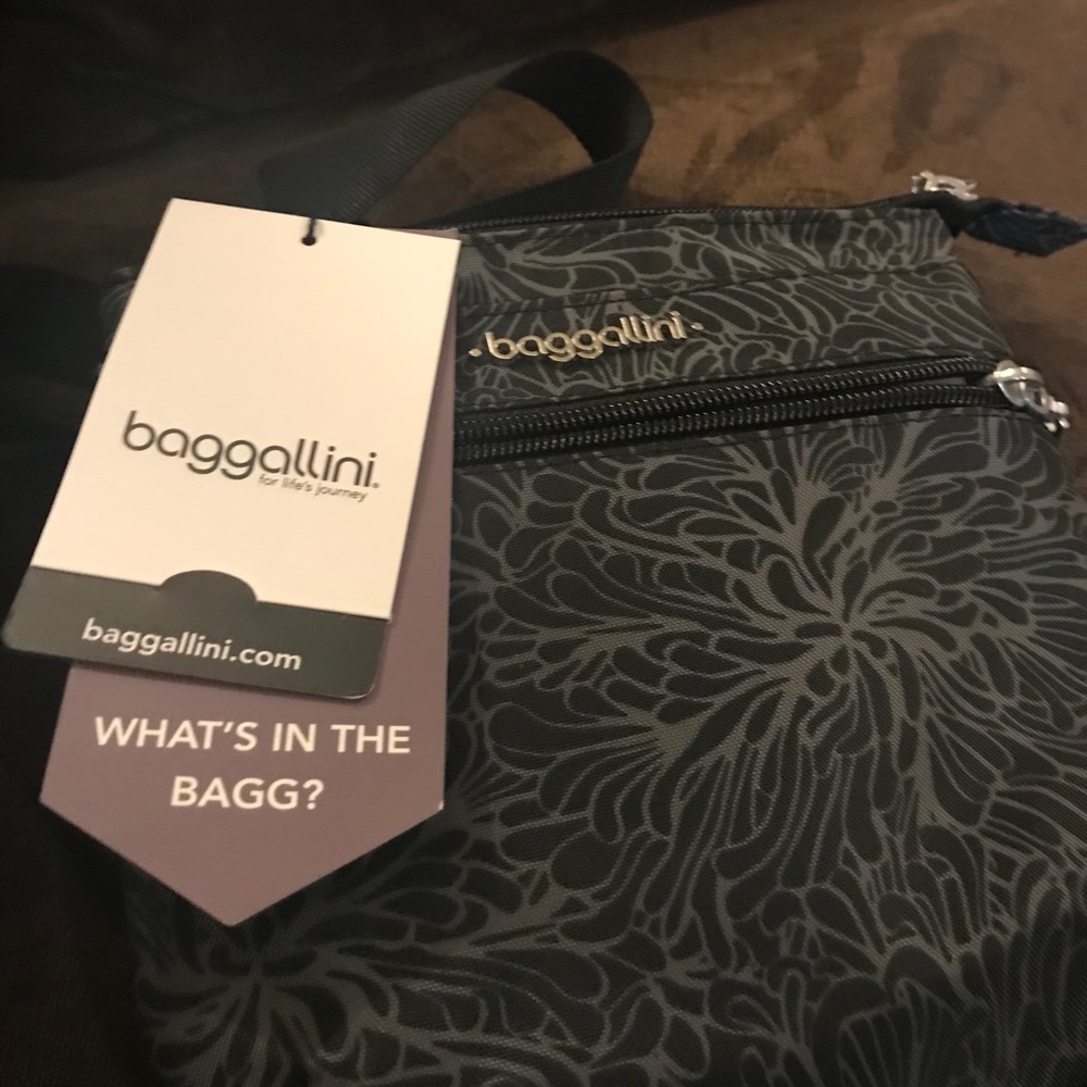 Crossbody bag